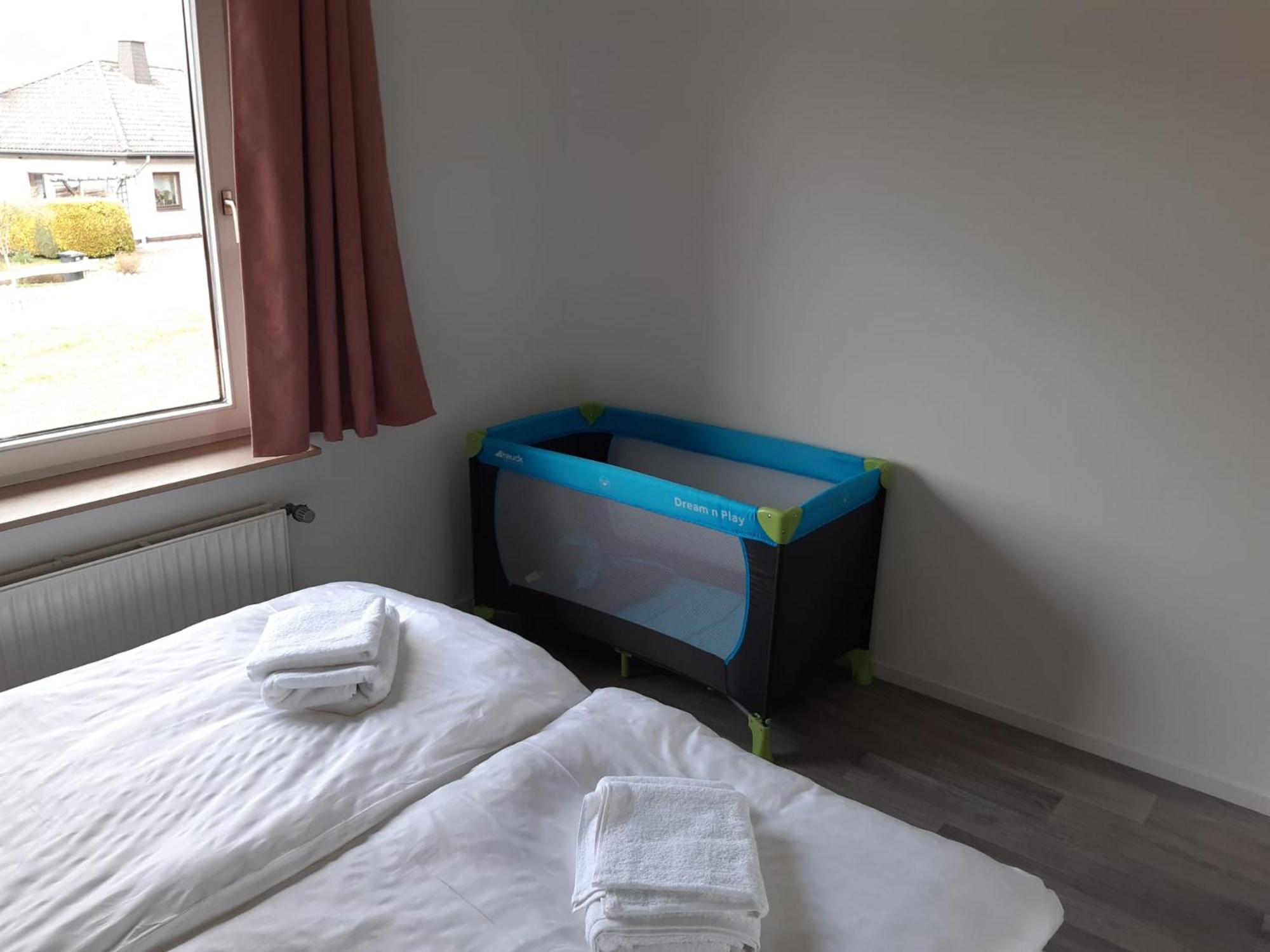 D&B Staycation Ferienpark Niedenstein Εξωτερικό φωτογραφία